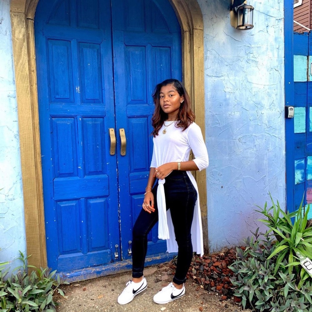 GUESS long white slit shirt